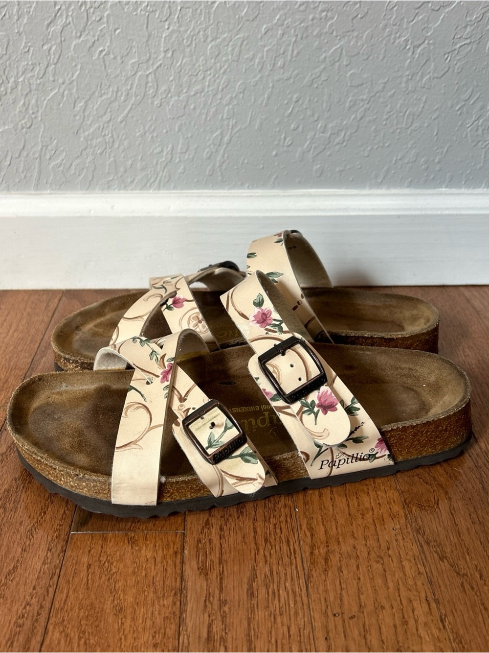 Papillio Birkenstock Sandals Slides Strappy EU 39 Women’s Size 8 Floral Cream